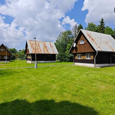 Bungalovy Roznov Villa Rožnov pod Radhoštěm Esterno foto