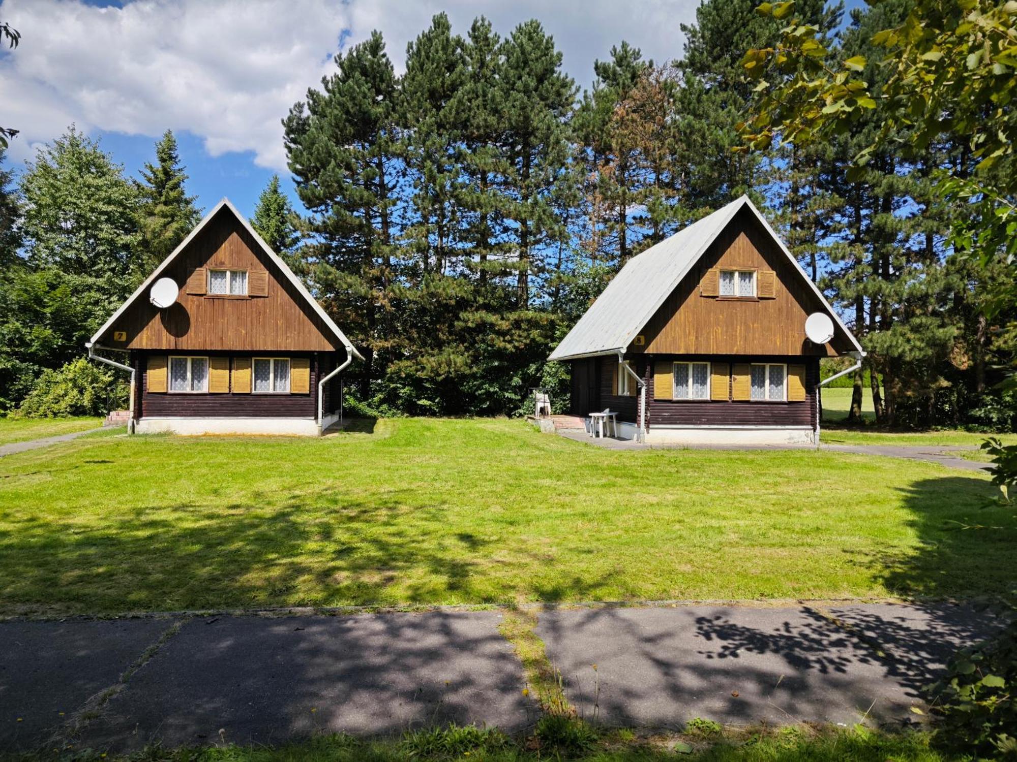 Bungalovy Roznov Villa Rožnov pod Radhoštěm Esterno foto